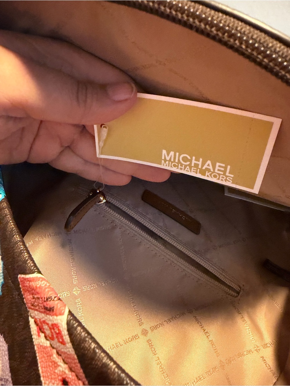 Michael kors medium travel backpack. With tags - Picture 5 of 6